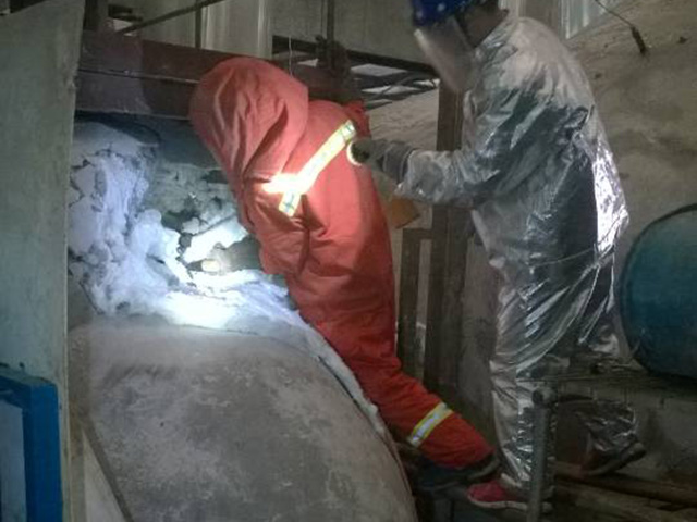 �ߜ�����������©���������C�������